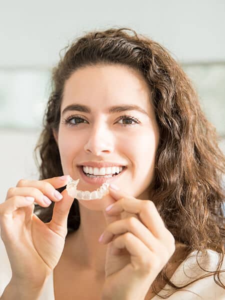 Invisalign: The clear way to straighten a smile - Dentist on Dundas